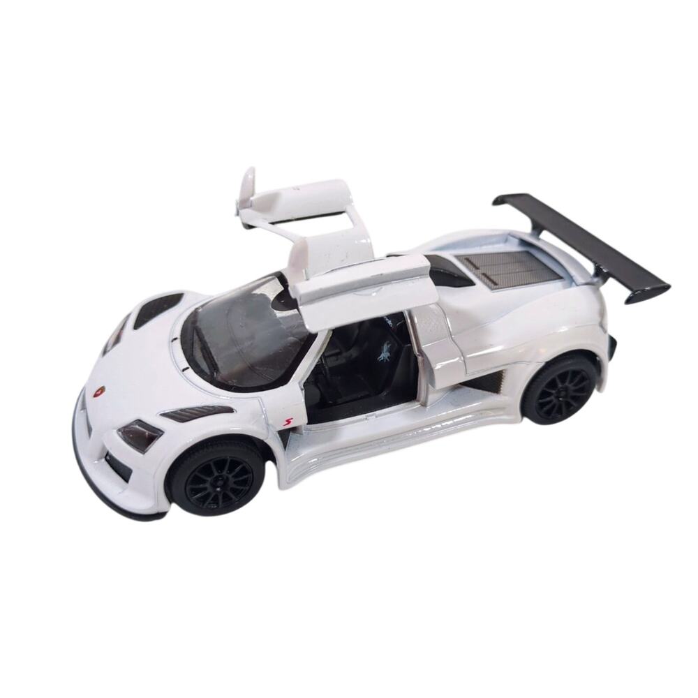 Kinsmart Gumpert Apollo Sport 2010 1:36 Diecast Model Opening Doors White